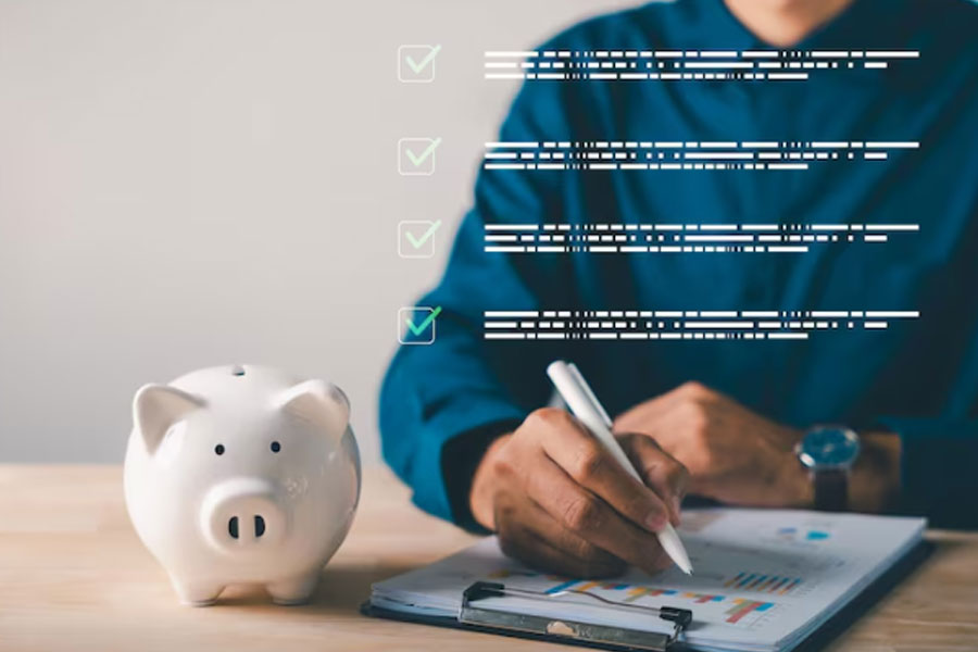 What should my monthly MIS contain?